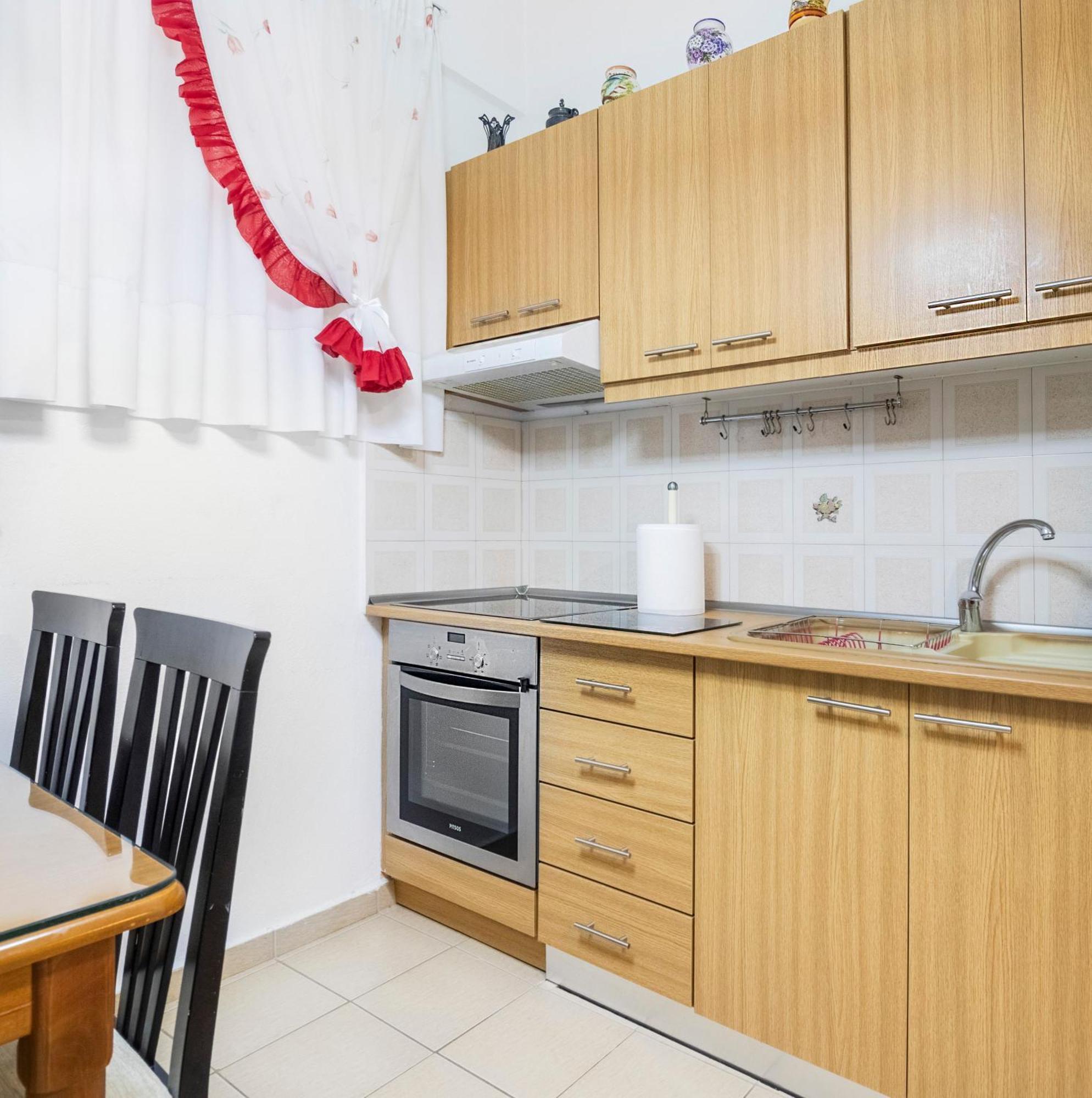 Local Apt Near City Lights 1 Apartment Heraklion  ภายนอก รูปภาพ